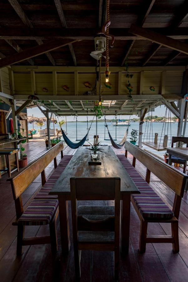 Barrbra Bnb Over The Sea Bocas del Toro Exteriör bild